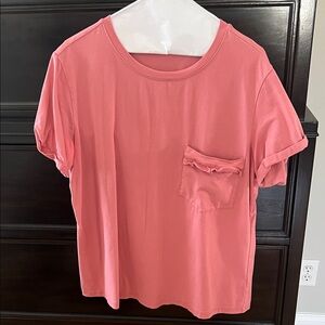 T-Shirt‎ with ruffle Pocket